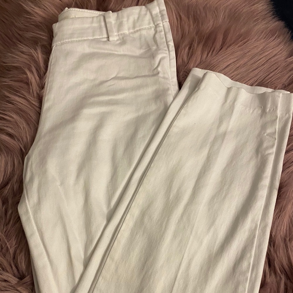 White Capri pants
